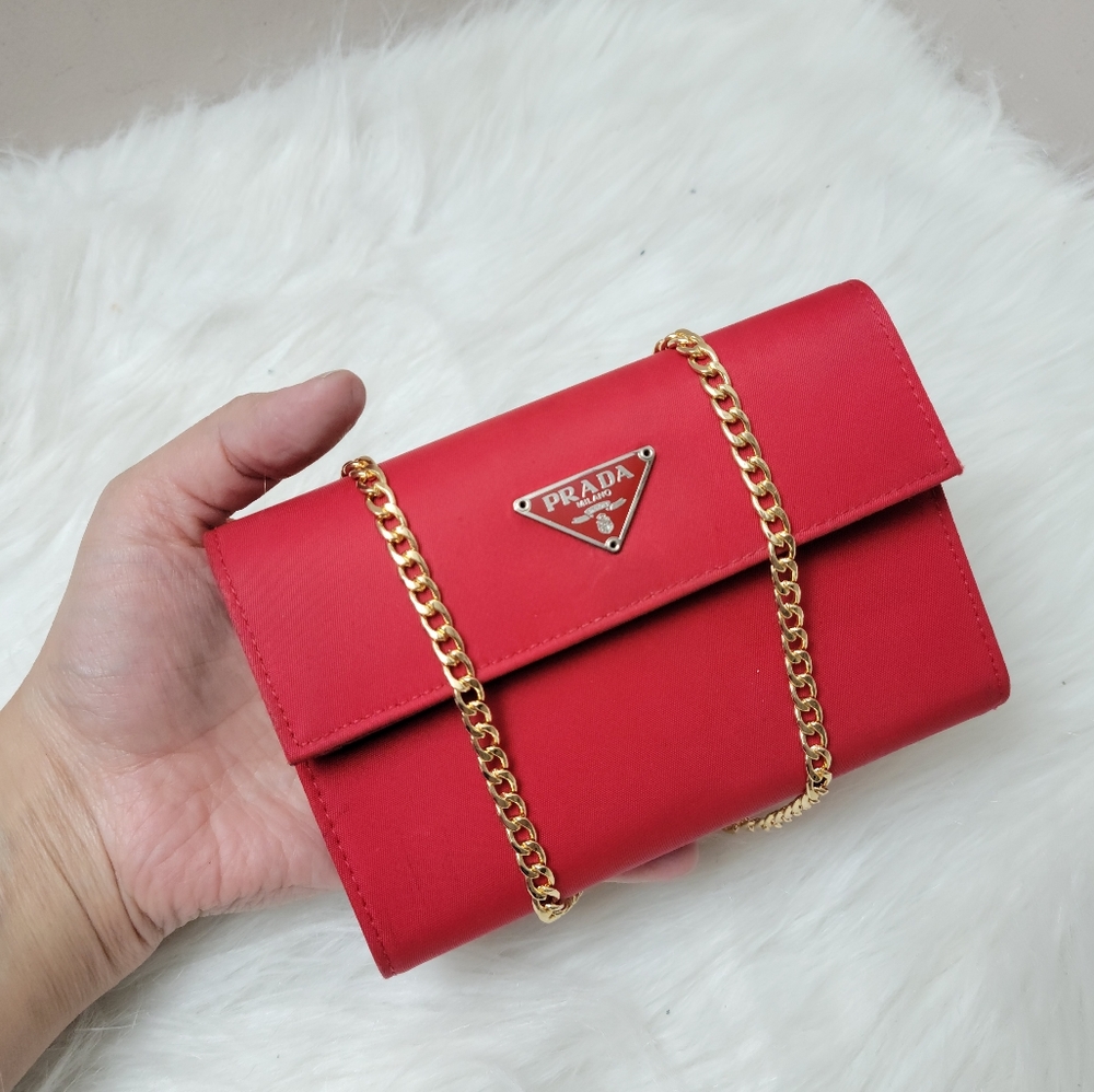 100% Authentic PRADA nylon billfold wallet - Picture 1 of 14